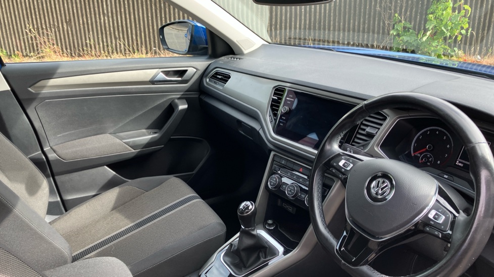 Volkswagen T-Roc 1.5 TSI EVO SE 5dr Petrol Hatchback - Image 14