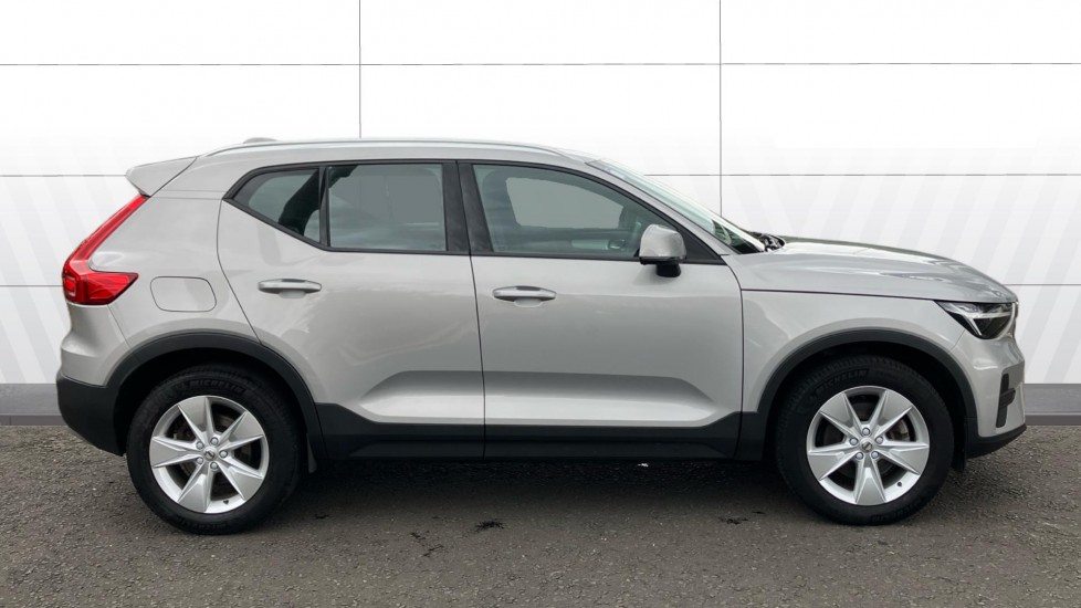 Volvo XC40 2.0 B3P Core 5dr Auto Petrol Estate - Image 5