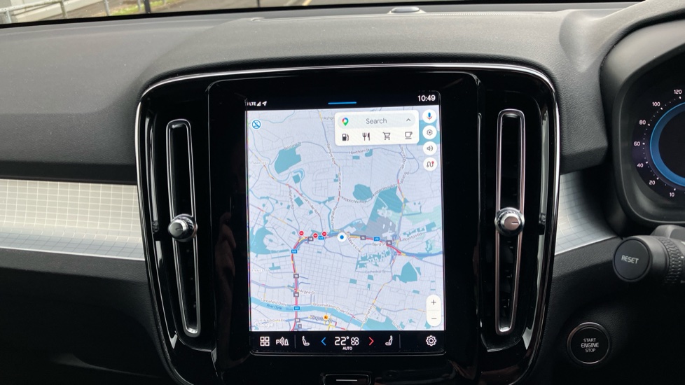 Volvo XC40 2.0 B3P Core 5dr Auto Petrol Estate - Image 12