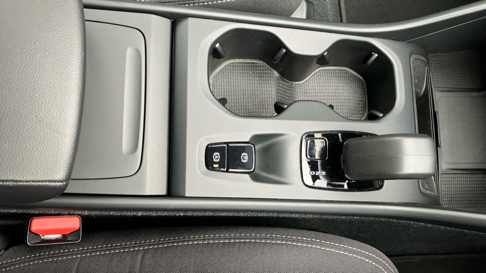 Volvo XC40 2.0 B3P Core 5dr Auto Petrol Estate - Image 47