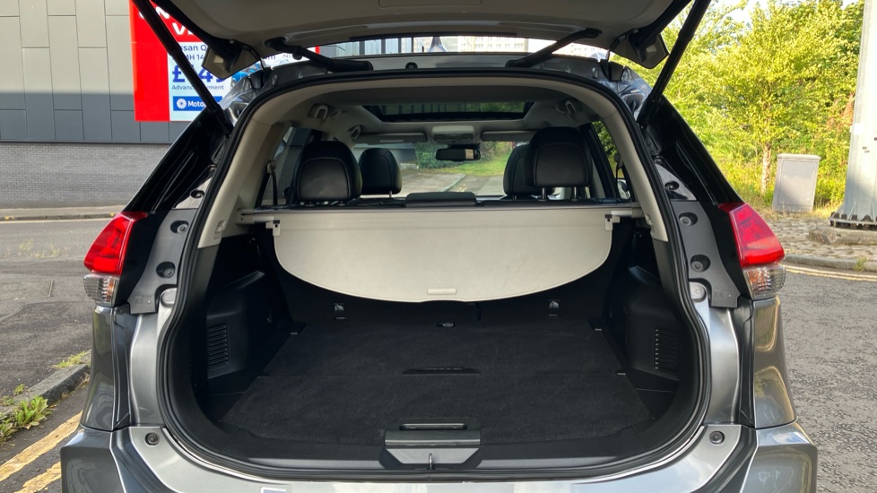 Nissan X-Trail 1.6 dCi Tekna 5dr Xtronic Diesel Station Wagon - Image 4