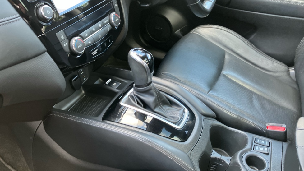 Nissan X-Trail 1.6 dCi Tekna 5dr Xtronic Diesel Station Wagon - Image 13