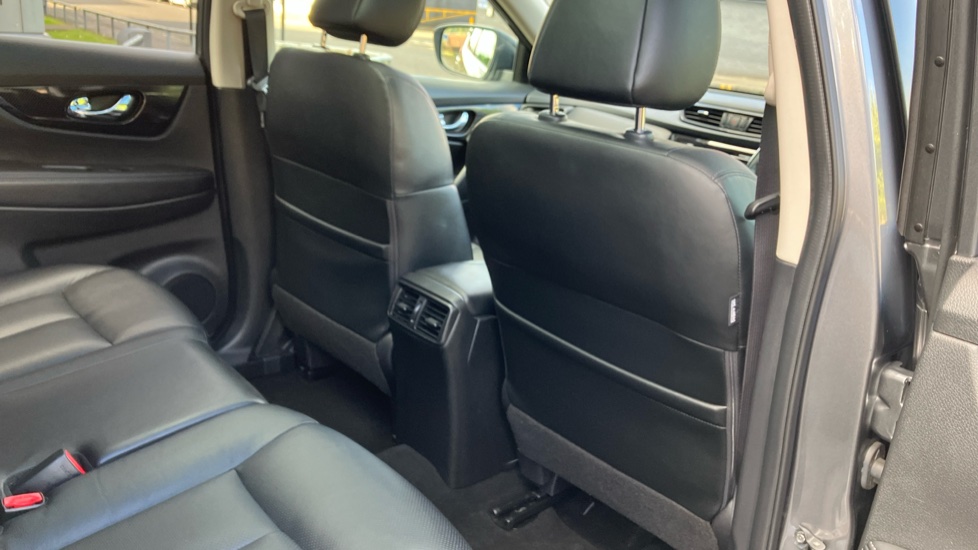 Nissan X-Trail 1.6 dCi Tekna 5dr Xtronic Diesel Station Wagon - Image 33