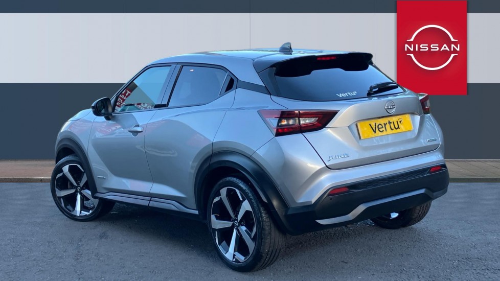 Nissan Juke 1.6 Hybrid Tekna 5dr Auto Hybrid Hatchback - Image 2
