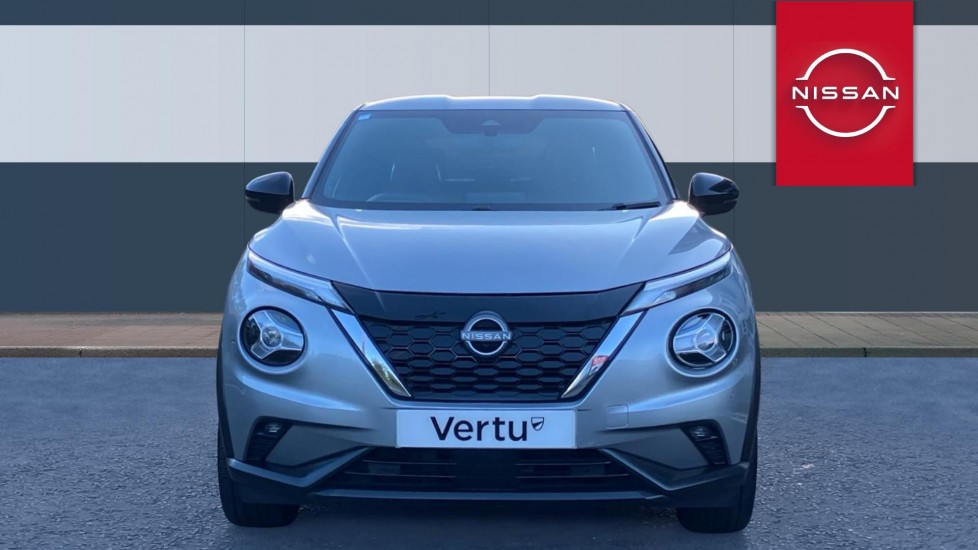 Nissan Juke 1.6 Hybrid Tekna 5dr Auto Hybrid Hatchback - Image 3