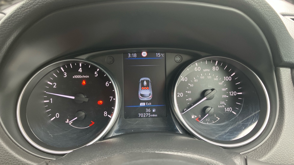 Nissan Qashqai 1.3 DiG-T Acenta Premium 5dr Petrol Hatchback - Image 18