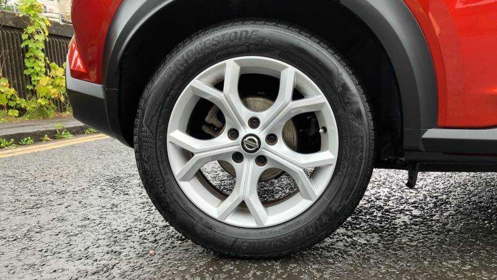 Nissan Juke 1.0 DiG-T 114 N-Connecta 5dr Petrol Hatchback - Image 7