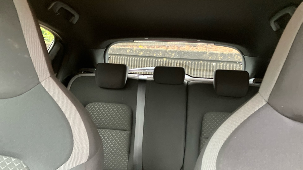 Nissan Juke 1.0 DiG-T 114 N-Connecta 5dr Petrol Hatchback - Image 15