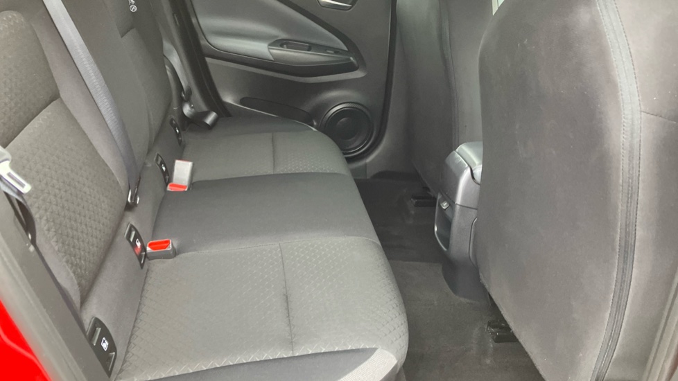 Nissan Juke 1.0 DiG-T 114 N-Connecta 5dr Petrol Hatchback - Image 16