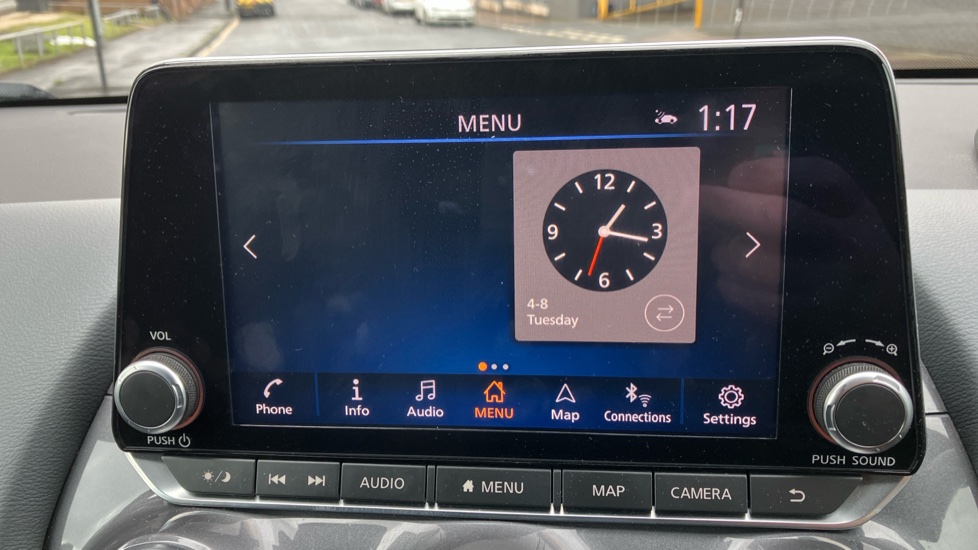 Nissan Juke 1.0 DiG-T 114 N-Connecta 5dr Petrol Hatchback - Image 45