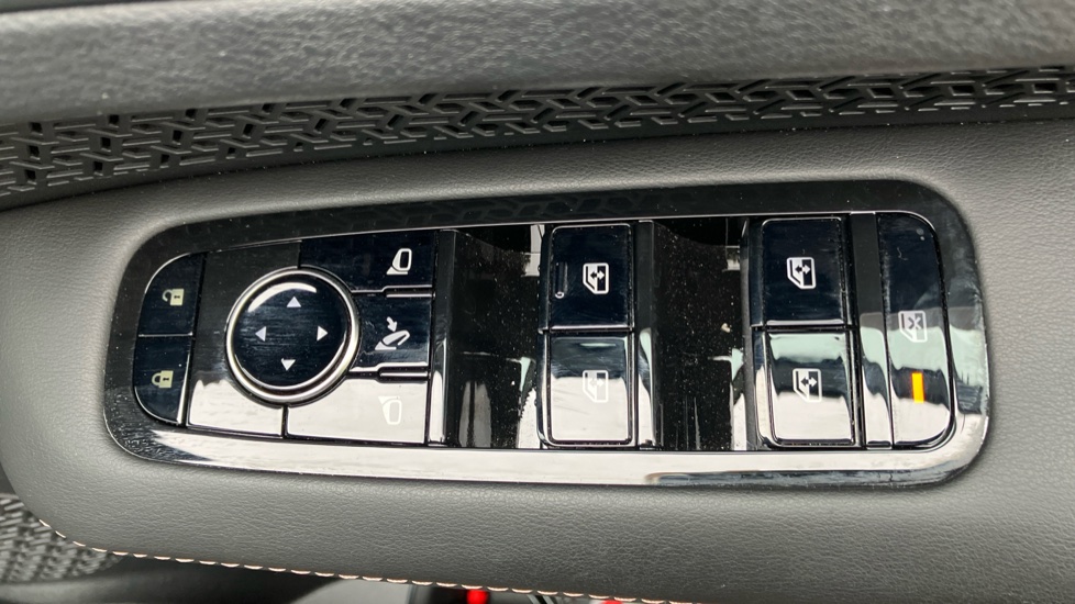 Nissan ARIYA 225kW Advance 87kWh 22kWCh 5dr e-4ORCE Auto Electric Hatchback - Image 30