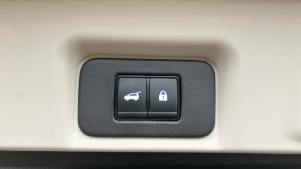 Nissan ARIYA 225kW Advance 87kWh 22kWCh 5dr e-4ORCE Auto Electric Hatchback - Image 39
