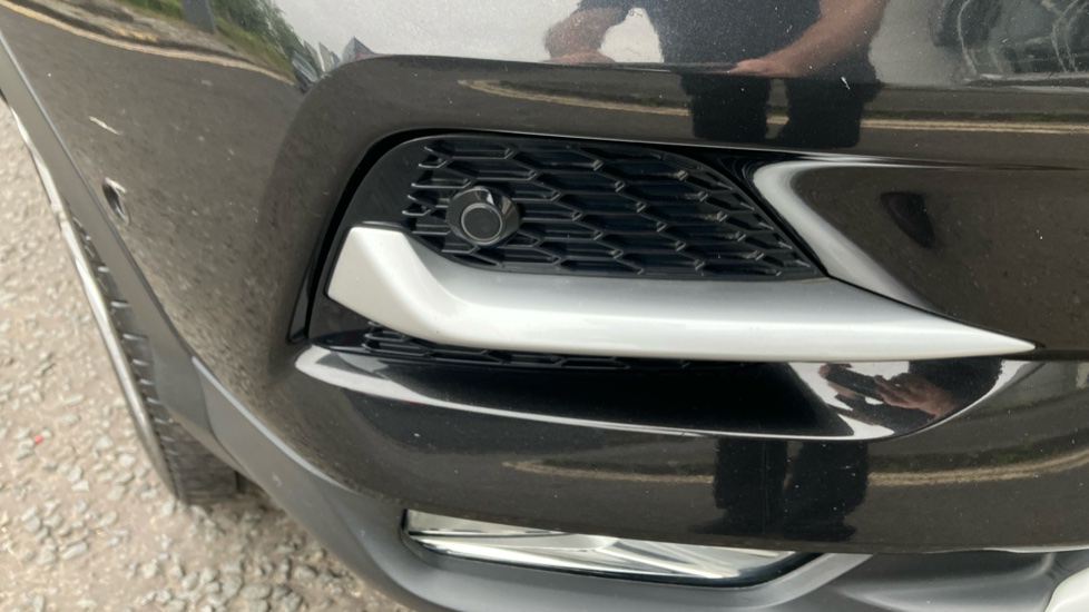 Nissan Qashqai 1.3 DiG-T N-Motion 5dr Petrol Hatchback - Image 21