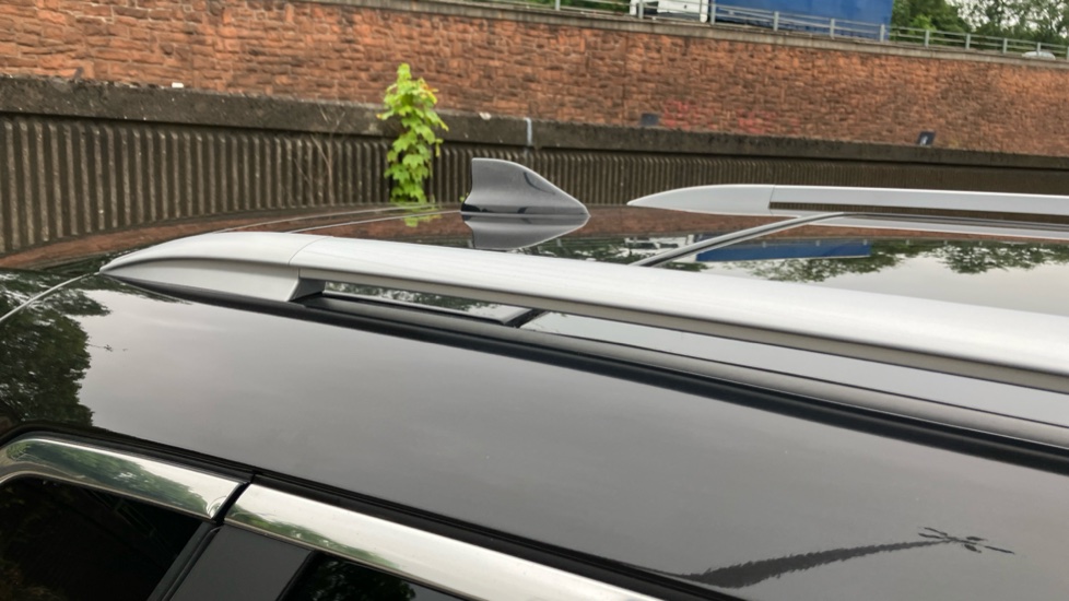 Nissan Qashqai 1.3 DiG-T N-Motion 5dr Petrol Hatchback - Image 24