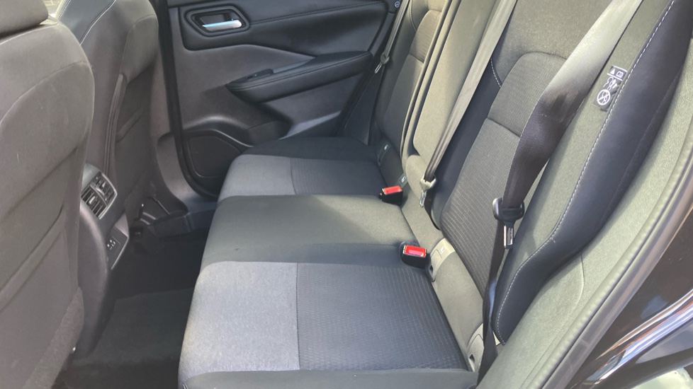 Nissan Qashqai 1.5 E-Power N-Connecta 5dr Auto Hybrid Hatchback - Image 16