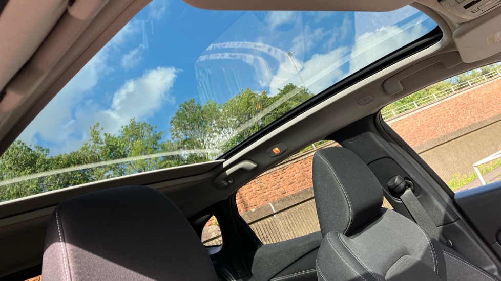 Nissan Qashqai 1.5 E-Power N-Connecta 5dr Auto Hybrid Hatchback - Image 25