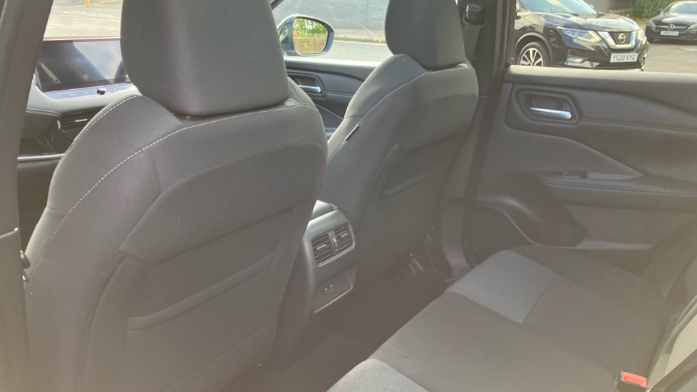 Nissan Qashqai 1.5 E-Power N-Connecta 5dr Auto Hybrid Hatchback - Image 34