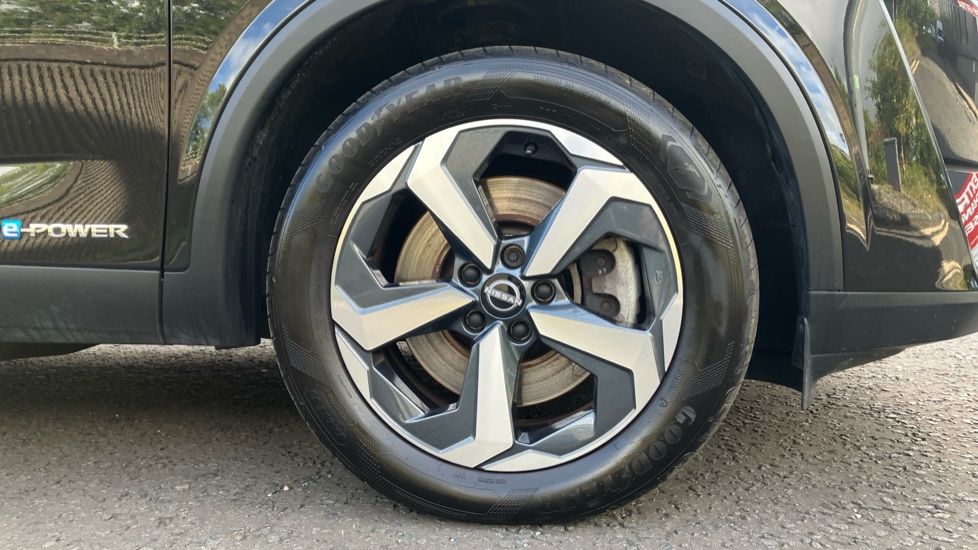 Nissan Qashqai 1.5 E-Power N-Connecta 5dr Auto Hybrid Hatchback - Image 7