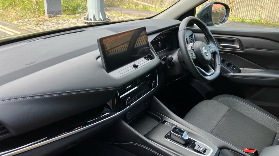 Nissan Qashqai 1.5 E-Power N-Connecta 5dr Auto Hybrid Hatchback - Image 9
