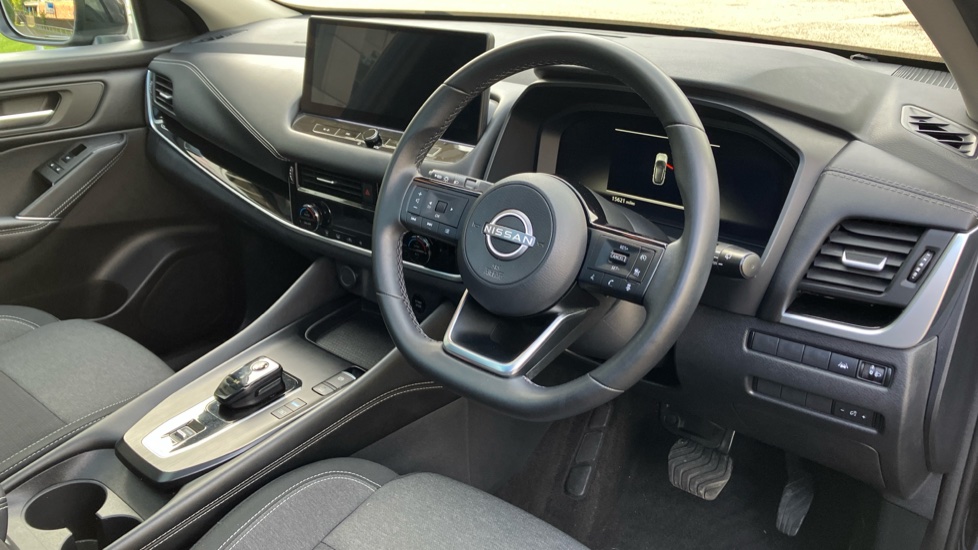 Nissan Qashqai 1.5 E-Power N-Connecta 5dr Auto Hybrid Hatchback - Image 11