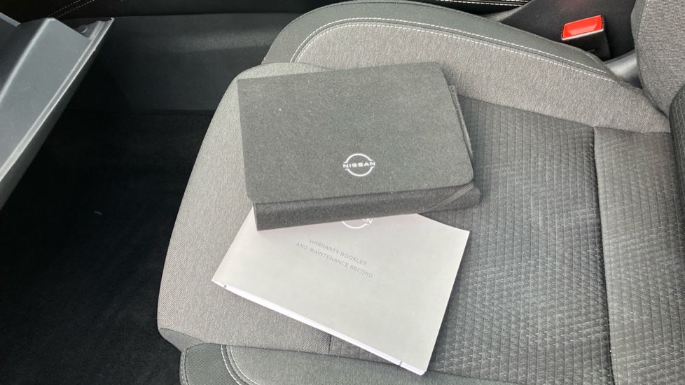 Nissan Qashqai 1.5 E-Power N-Connecta 5dr Auto Hybrid Hatchback - Image 19