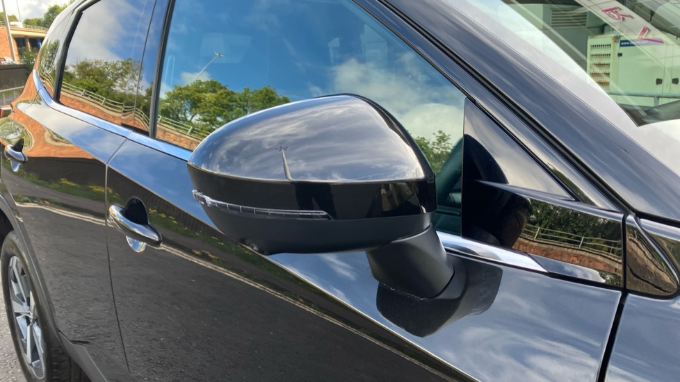 Nissan Qashqai 1.5 E-Power N-Connecta 5dr Auto Hybrid Hatchback - Image 22
