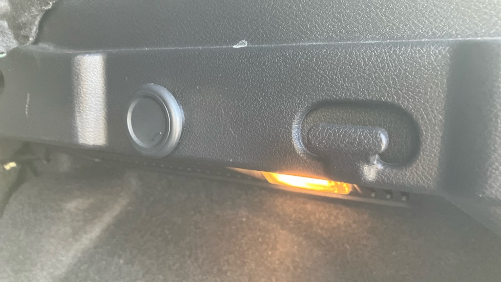 Nissan Qashqai 1.5 E-Power N-Connecta 5dr Auto Hybrid Hatchback - Image 36