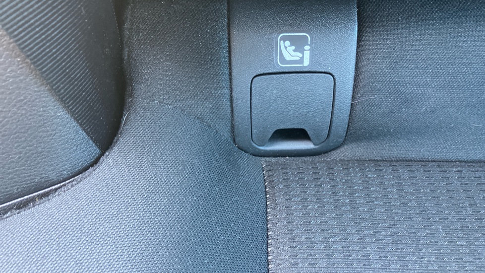 Nissan Qashqai 1.3 DiG-T MH Acenta Premium 5dr Petrol Hatchback - Image 32