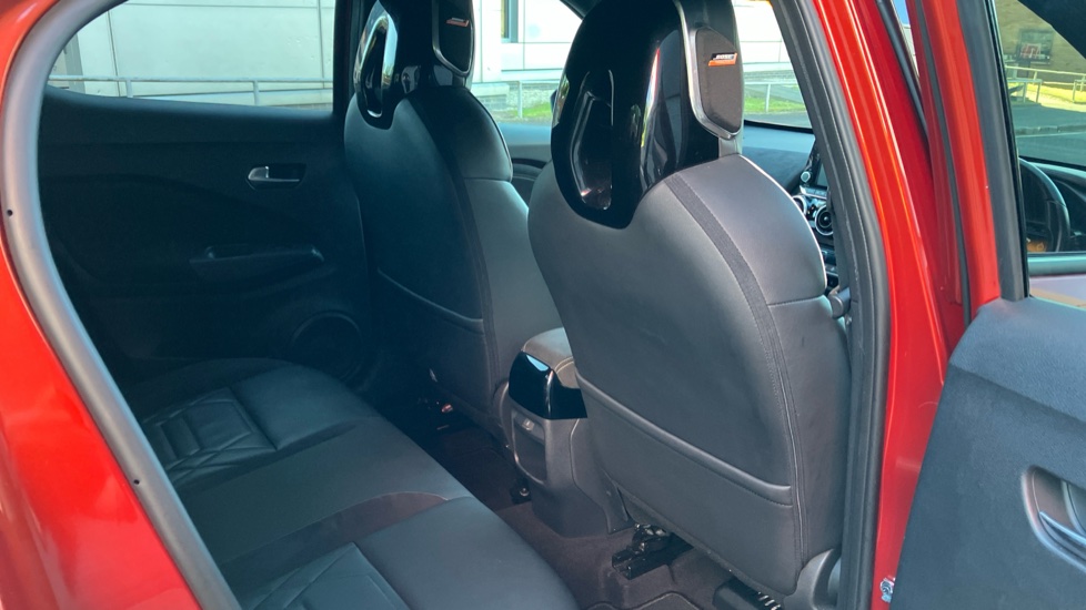 Nissan Juke 1.0 DiG-T Tekna+ 5dr Petrol Hatchback - Image 32