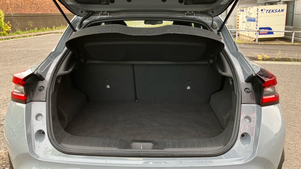 Nissan Juke 1.0 DiG-T 114 N-Connecta 5dr Petrol Hatchback - Image 4