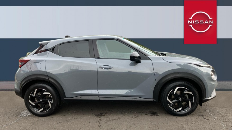 Nissan Juke 1.0 DiG-T 114 N-Connecta 5dr Petrol Hatchback - Image 5