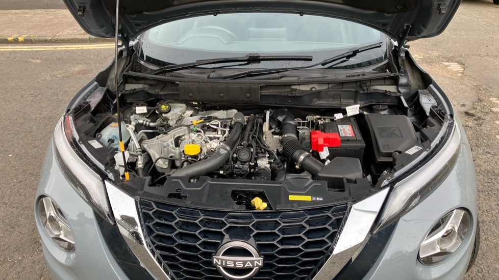 Nissan Juke 1.0 DiG-T 114 N-Connecta 5dr Petrol Hatchback - Image 8