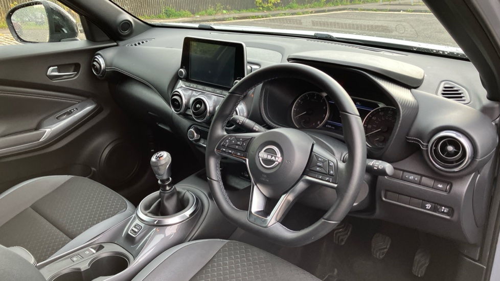 Nissan Juke 1.0 DiG-T 114 N-Connecta 5dr Petrol Hatchback - Image 11