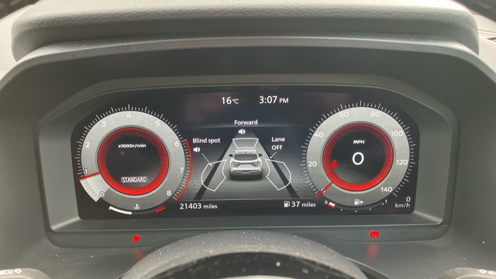 Nissan Qashqai 1.3 DiG-T MH Tekna 5dr Petrol Hatchback - Image 18