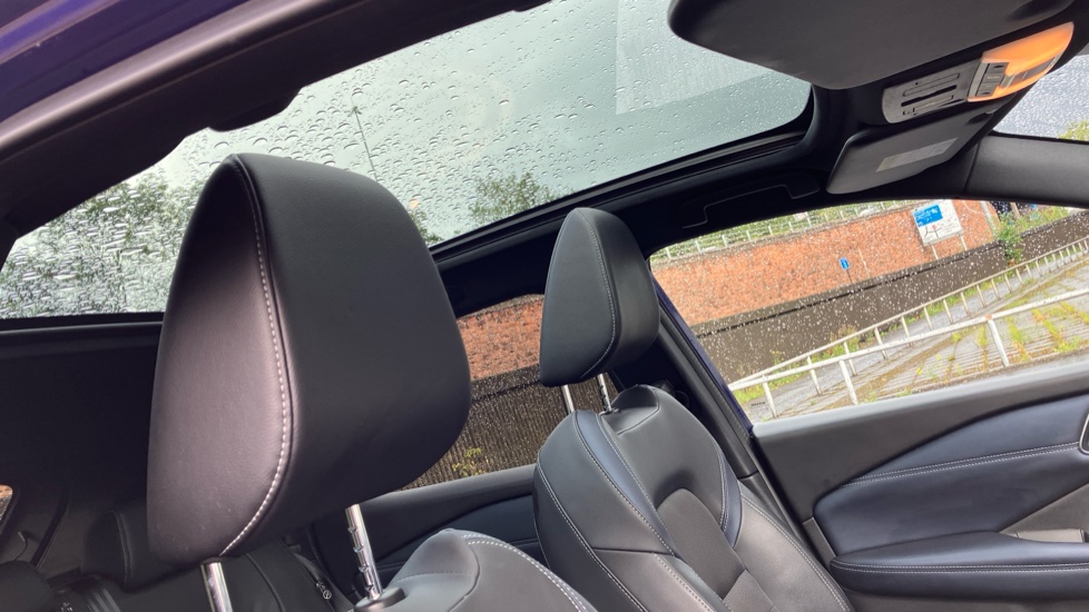 Nissan Qashqai 1.3 DiG-T MH Tekna 5dr Petrol Hatchback - Image 26