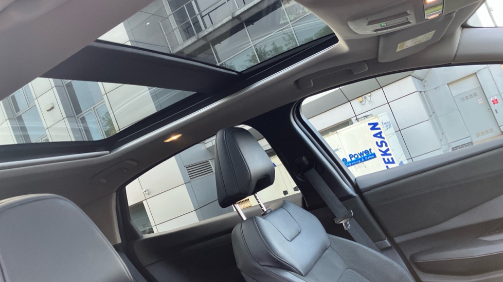 Nissan ARIYA 225kW Evolve 87kWh 22kWCh 5dr e-4ORCE Auto Electric Hatchback - Image 28