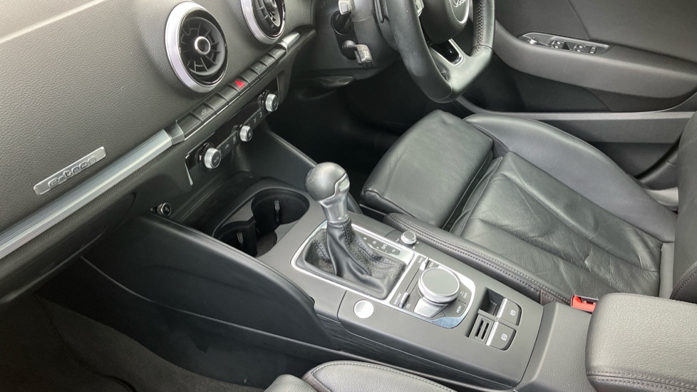 Audi A3 40 e-tron 5dr S Tronic Hatchback - Image 13