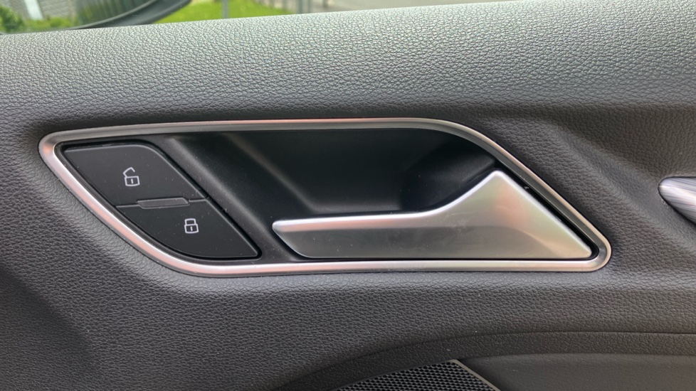 Audi A3 40 e-tron 5dr S Tronic Hatchback - Image 27