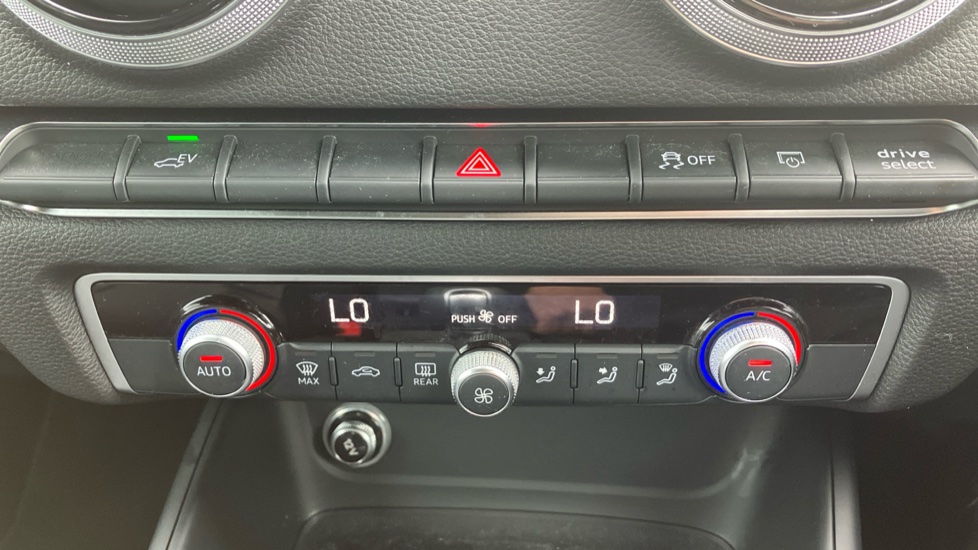 Audi A3 40 e-tron 5dr S Tronic Hatchback - Image 45