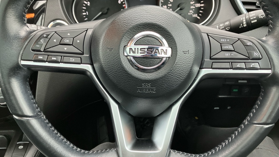 Nissan Qashqai 1.3 DiG-T 160 N-Connecta 5dr DCT [Glass Roof Pack] Petrol Hatchback - Image 43