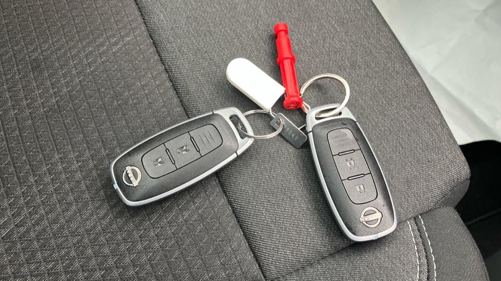 Nissan Qashqai 1.5 E-Power N-Connecta 5dr Auto Hybrid Hatchback - Image 20