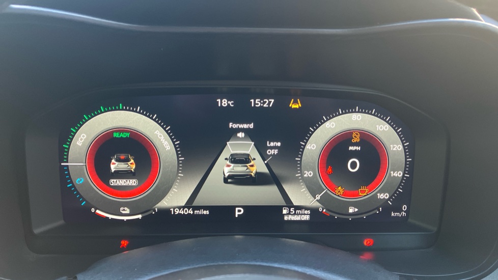 Nissan Juke 1.6 Hybrid N-Connecta 5dr Auto Hybrid Hatchback - Image 18
