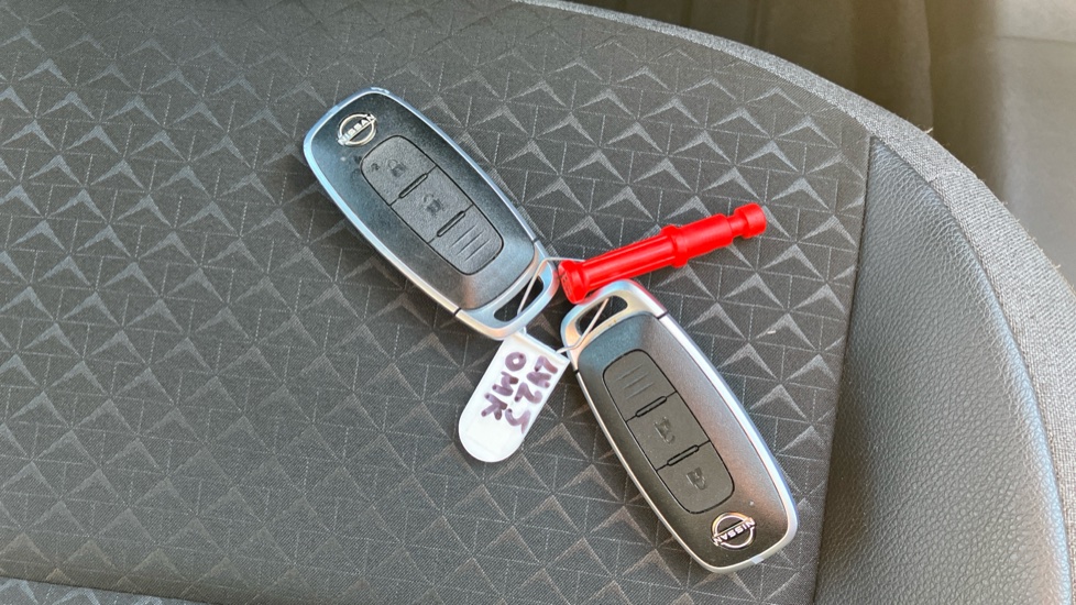 Nissan Juke 1.6 Hybrid N-Connecta 5dr Auto Hybrid Hatchback - Image 20