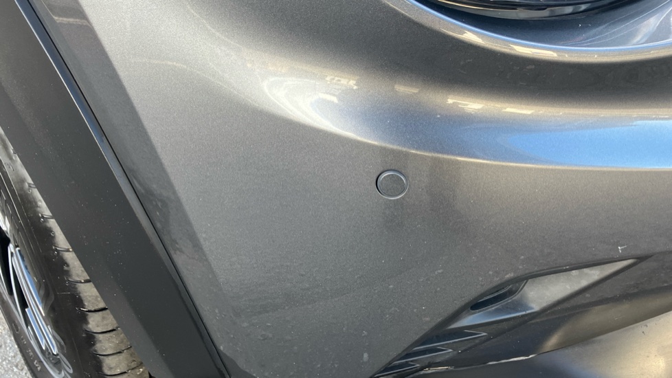Nissan Juke 1.6 Hybrid N-Connecta 5dr Auto Hybrid Hatchback - Image 21