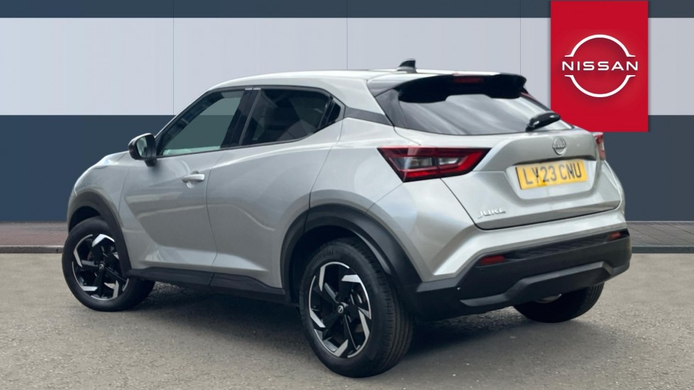 Nissan Juke 1.0 DiG-T 114 N-Connecta 5dr DCT Petrol Hatchback - Image 2