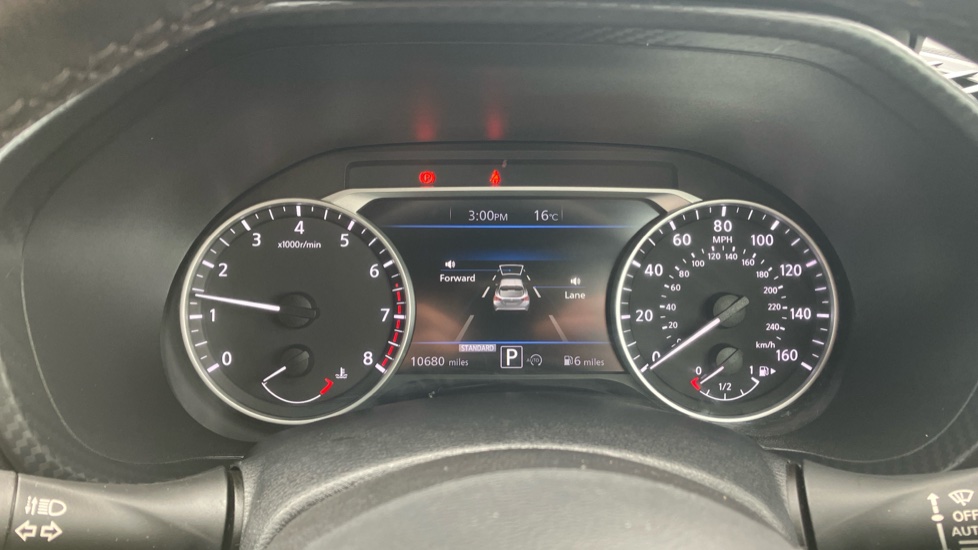 Nissan Juke 1.0 DiG-T 114 N-Connecta 5dr DCT Petrol Hatchback - Image 18