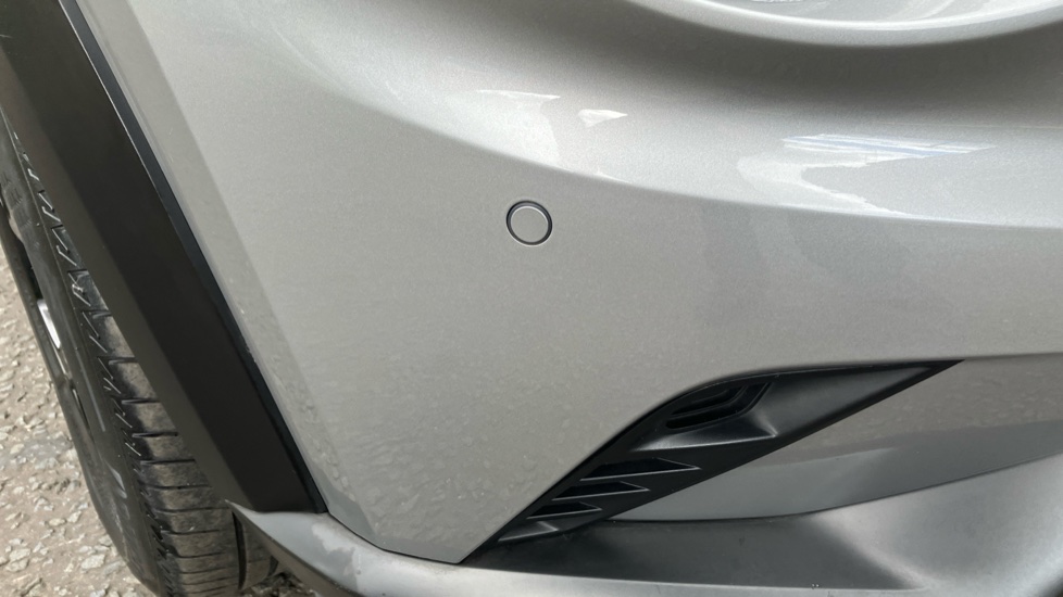 Nissan Juke 1.0 DiG-T 114 N-Connecta 5dr DCT Petrol Hatchback - Image 21
