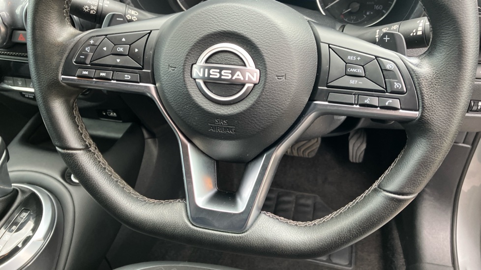 Nissan Juke 1.0 DiG-T 114 N-Connecta 5dr DCT Petrol Hatchback - Image 40