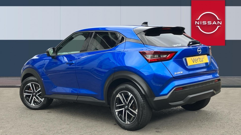Nissan Juke 1.0 DiG-T N-Connecta 5dr DCT Petrol Hatchback - Image 2