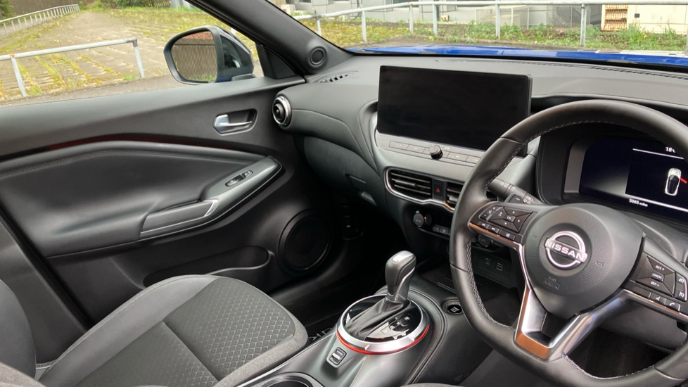 Nissan Juke 1.0 DiG-T N-Connecta 5dr DCT Petrol Hatchback - Image 14
